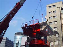 タワークレーン旋回架構取り付け
