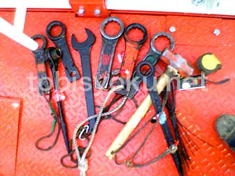 タワークレーン組立解体工具